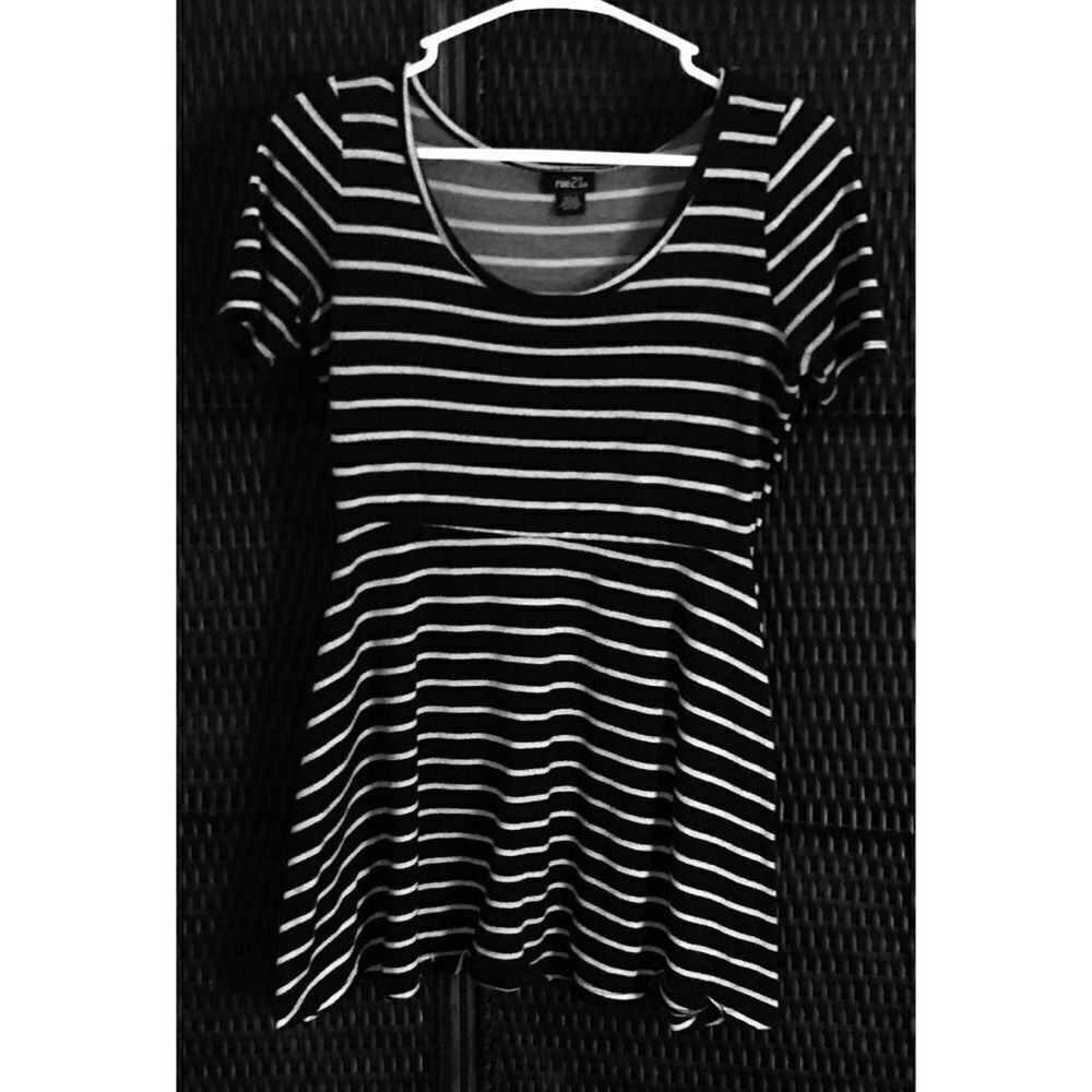 RUE 21 “Size: M” Striped Dress